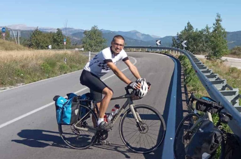 Ander Izagirre, el periodista que hizo literatura con el Tour y el Giro