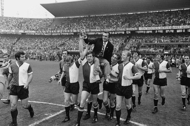 Feyenoord celebrando el título