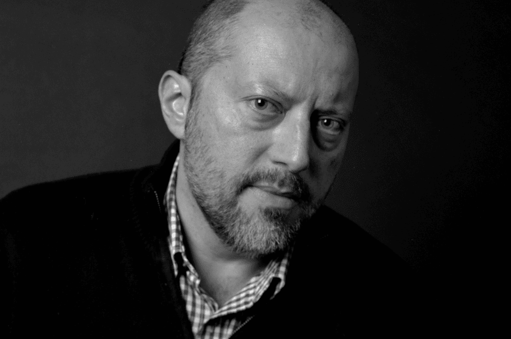 Martín Solares recomienda novelas negras que deberíamos leer en La Rueda Suelta