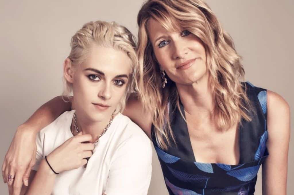 Kristen Stewart y Laura Dern, como Savannah y Laura Albert
