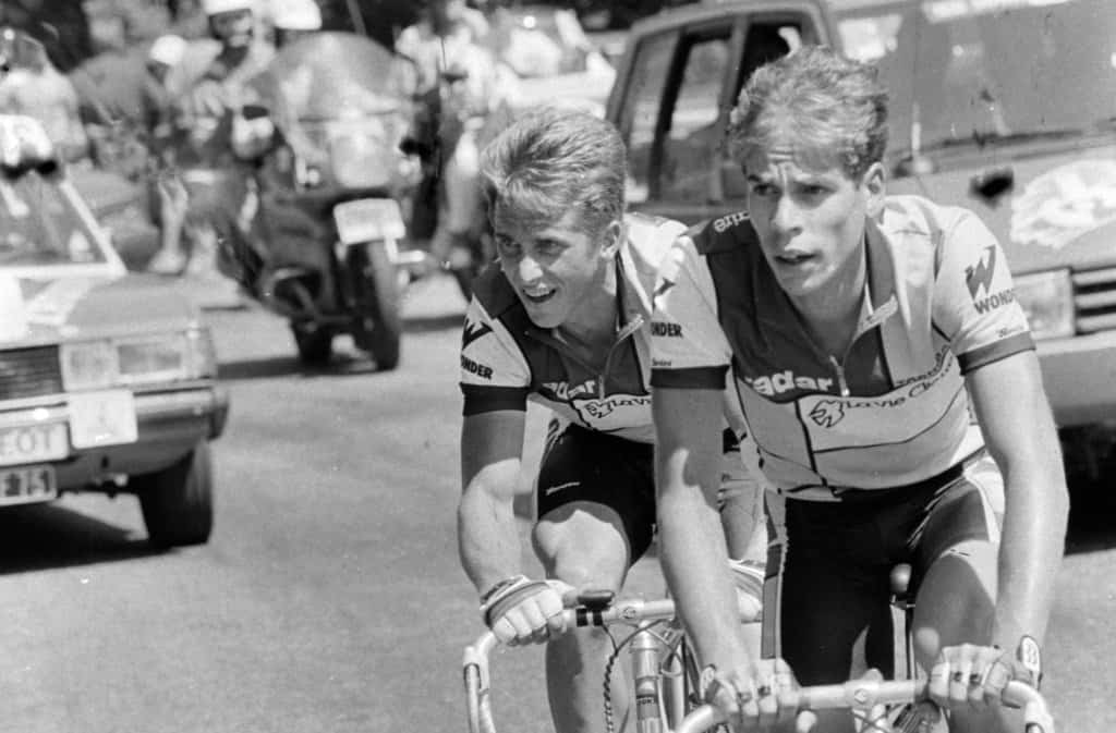 Los estadounidenses Lemond y Hampsten, otros ciclistas del mismo pais.