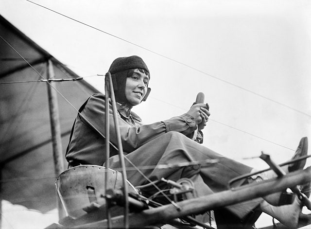 Dutrieu, ciclismo y aviación