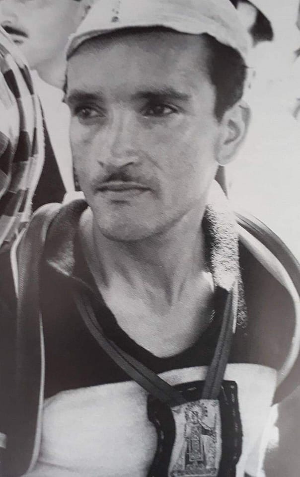 José Armando Alfaro, el ciclista del escapulario