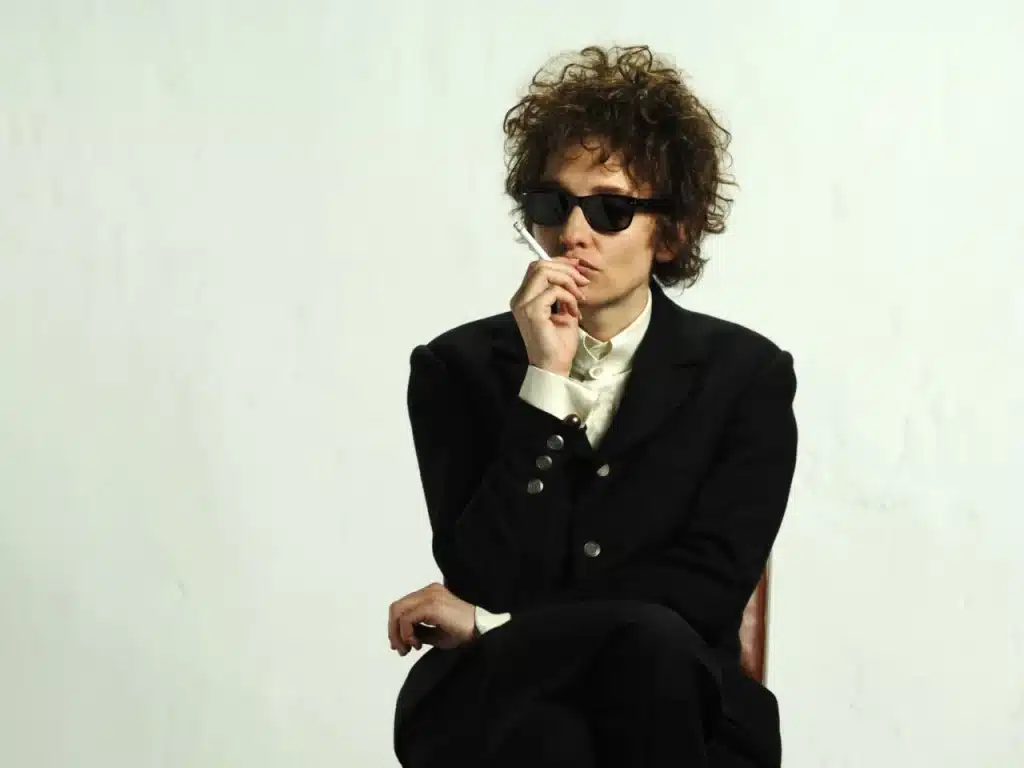 Dylan visto distinto en un documental